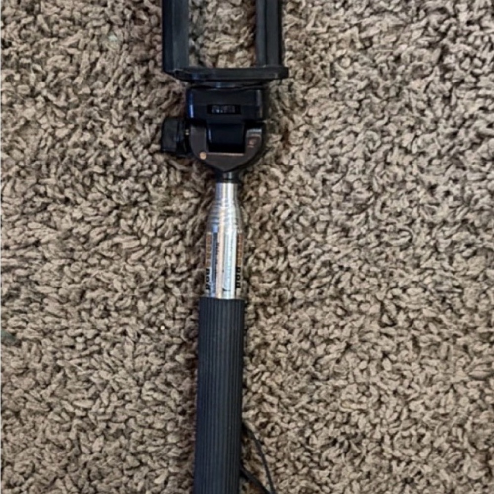 Black and Silver Selfie Stick